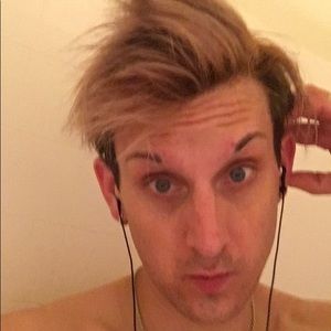 Meet your Posher, Kevin